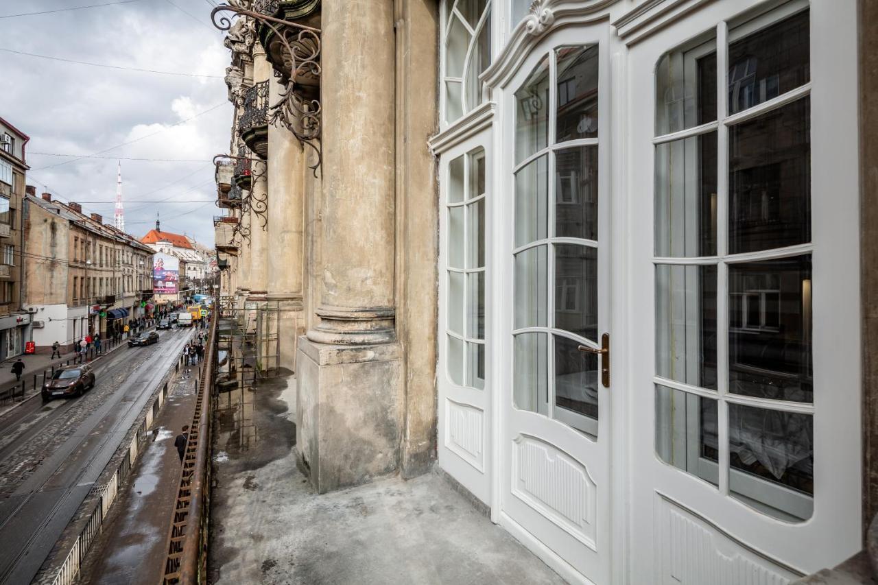 Doroshenko Street For 4 Guests דירה